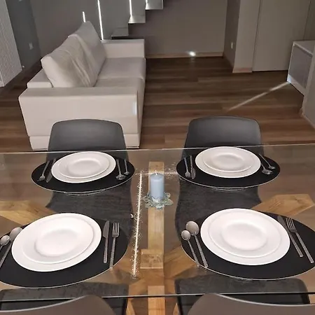 Luxury Duplex 50 *